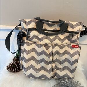 Skip Hop Duo Signature Diaper Bag